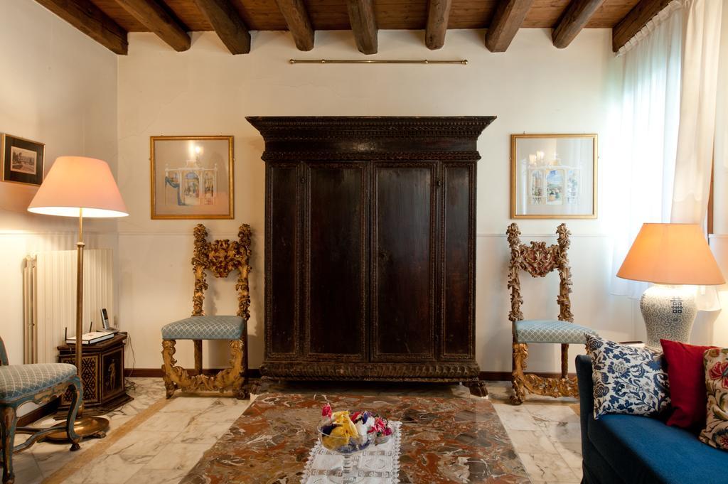 Casa Dell'Albero Appartement Venetië Kamer foto
